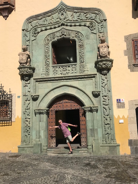 Mit der Buslinie 1 ist man ruckizucki in der Altstadt von Las Palmas.