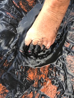 Die Farben des Sandes am 3 Kilometer langen Las Canteras gehen von tiefschwarz bis goldgelb.