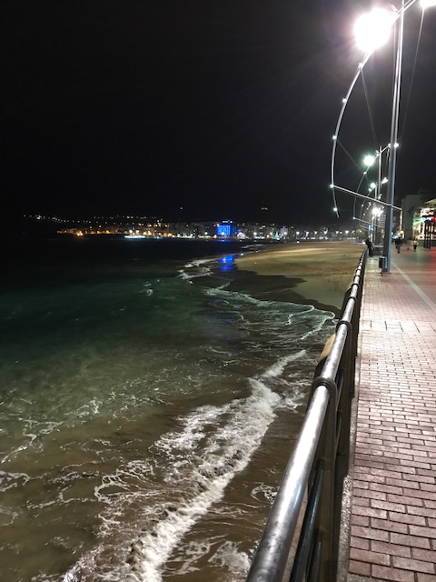 Las Canteras - immer schön - auch bei Nacht.